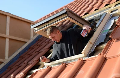 Pose de fenêtres de toit Velux à Caro
